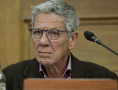 Διάταξη εξαιρεί τον Μ. Μπαλαούρα από τους συνταξιούχους που χάνουν το 60% της σύνταξης επειδή εργάζονται